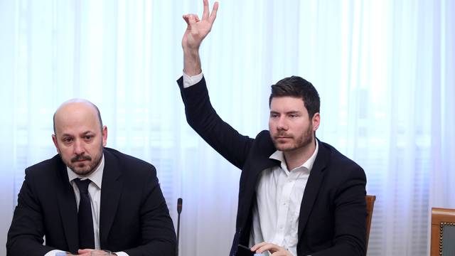 Pernar i Maras brane Sauchu: 'Njega se unaprijed osudilo...!'