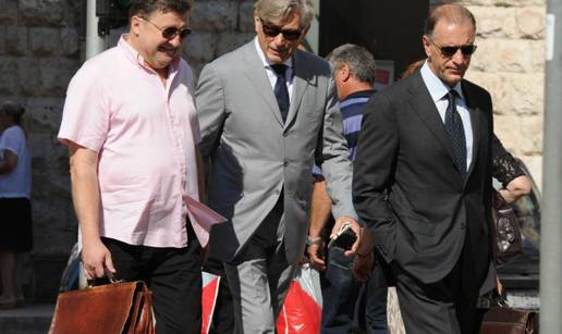 Tra&zcaron;imo 32 milijuna kuna zbog imovinske i neimovinske &scaron;tete