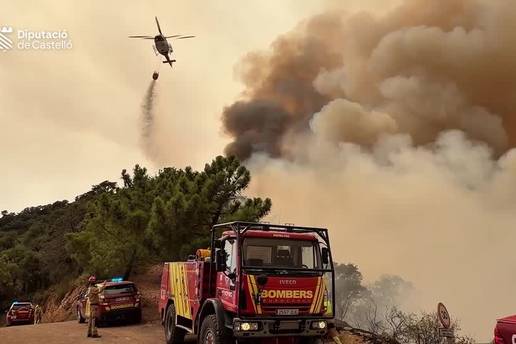 U Francusku sutra leti drugi hrvatski kanader s dvije posade