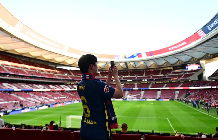 LaLiga - Atletico Madrid v FC Barcelona