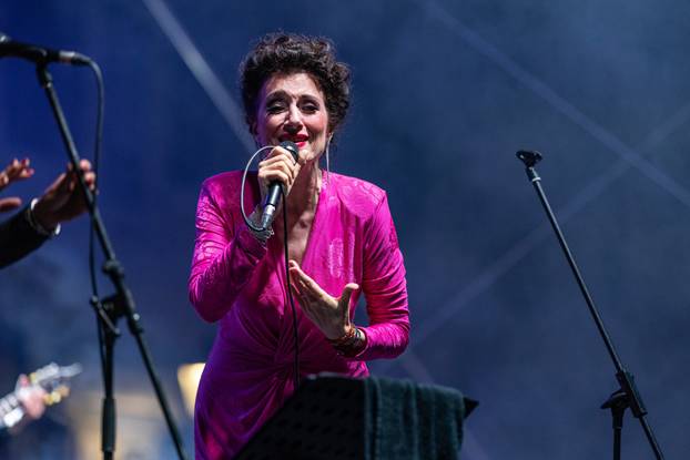 Koncert Doris Dragović u Osijeku