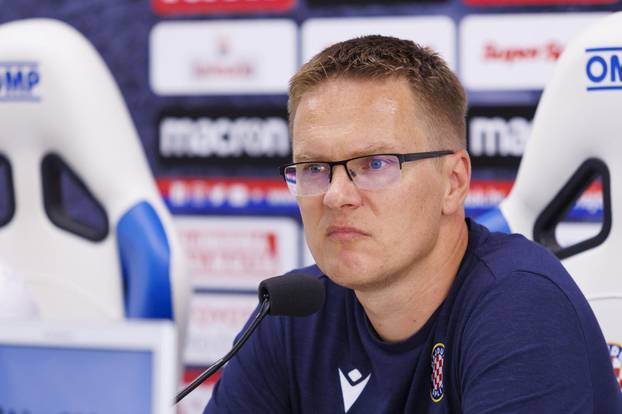 Split: HNK Hajduk održao konferenciju za medije uoči utakmice konferencijske lige