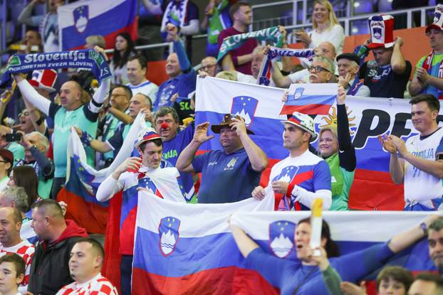 Navijači na utakmici IHF Svjetskog rukometnog prvenstva 2025., Egipat - Slovenija