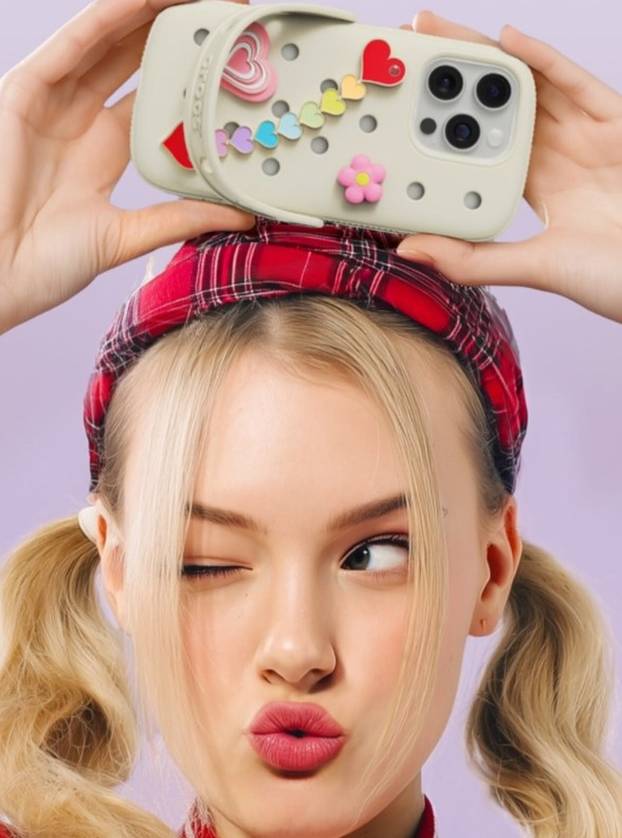 Crocsice više nisu samo obuća, sada su i maskice za mobitele