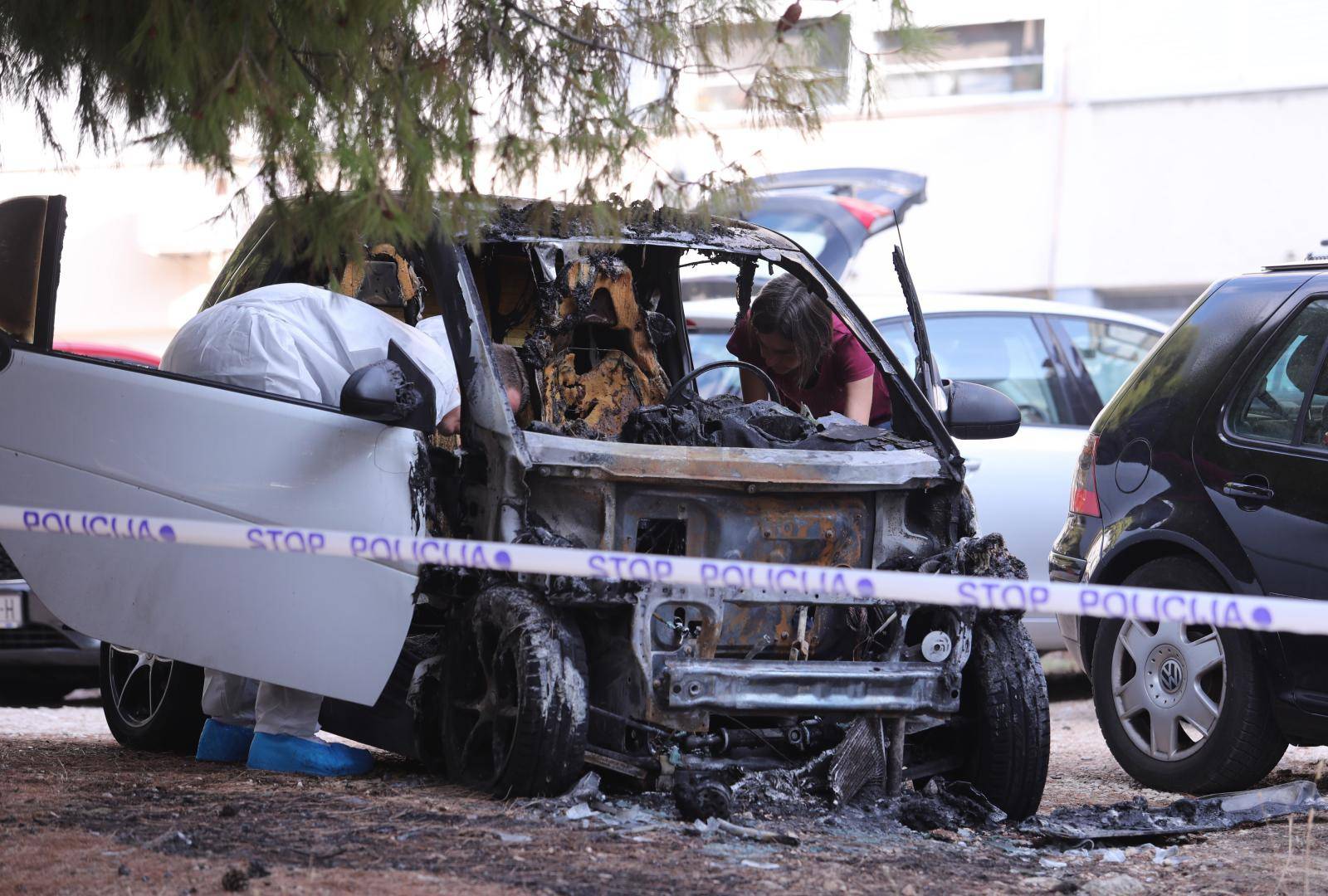 Tijekom noći izgorio automobil u Splitu