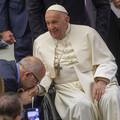 Papa u Veneciji upozorio na opasnost od masovnog turizma: 'Mogla bi prestati postojati...'