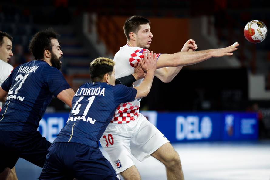 Metličić Červaru: Zašto obrana 5-1? Zašto Martinović na klupi?