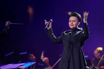 Zagreb: Amira Medunjanin održala koncert u Areni Zagreb