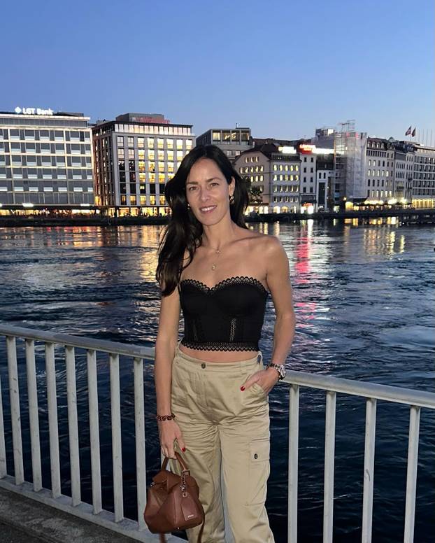 FOTO Schweini u klinču s novom partnericom, ali ni Ana Ivanović ne gubi vrijeme! Evo što radi