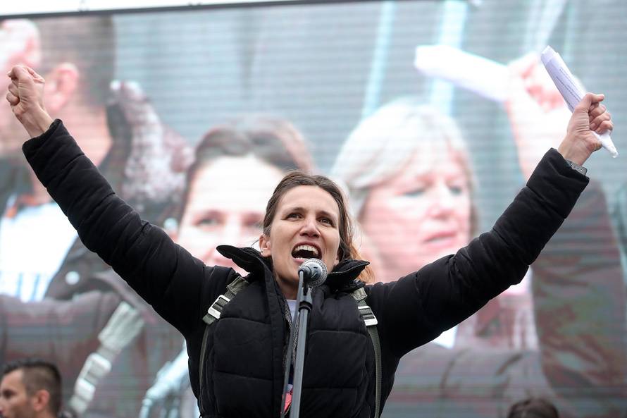 'Vlada je najgori razred' i ostali genijalni transparenti učitelja