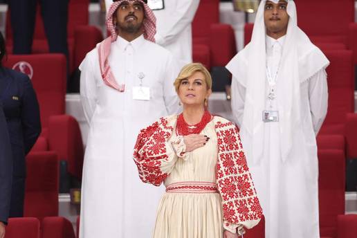 NEKA NOVA KOLINDA Bila je kraljica selfieja i dru&scaron;tvenih mre&zcaron;a. Sad je to ne&scaron;to drugo...