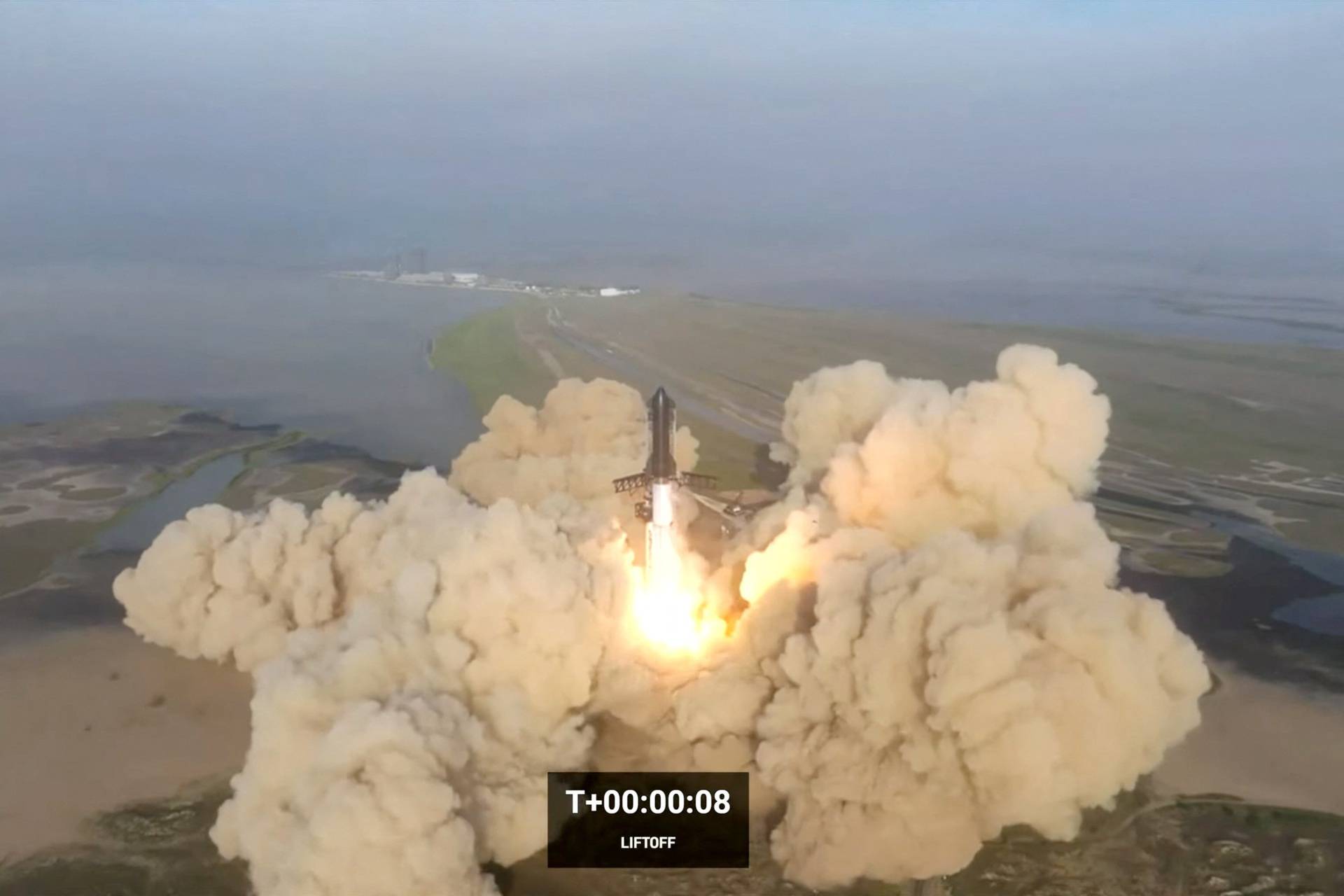 SpaceX's next-generation Starship spacecraft lifts off from the company's Boca Chica launchpad