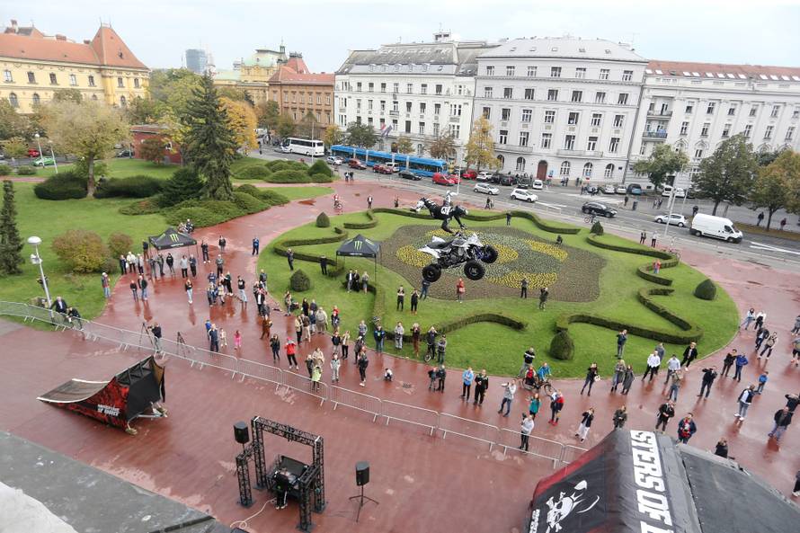 Masters of Dirt: Letjeli su na motociklima u centru Zagreba