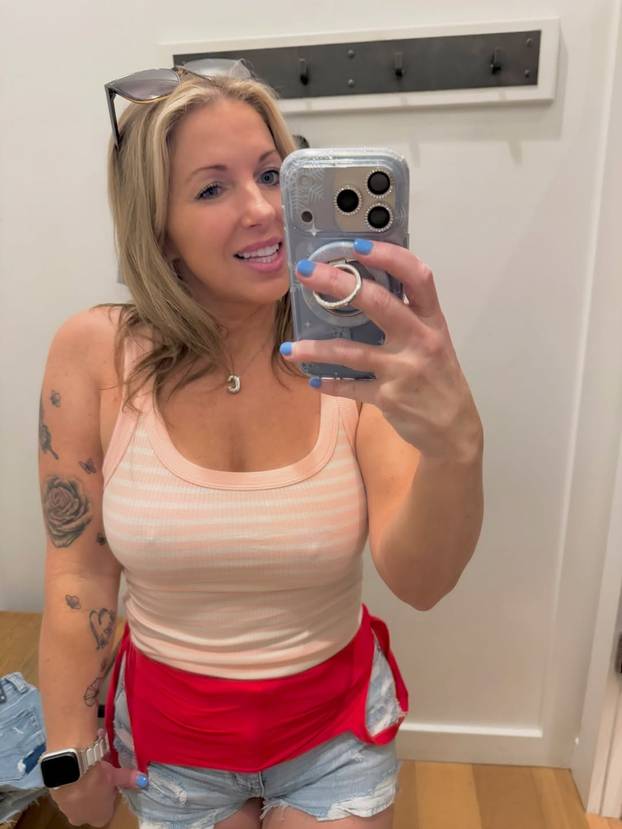 FOTO Mama iz Teksasa: 'Svoje izazovne fotke prodajem online. Nisam loša majka zbog toga...'