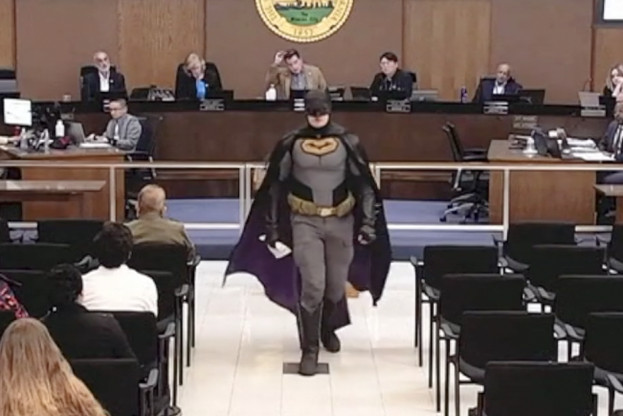 'Batman' do&scaron;ao na sastanak gradskog vije&cacute;a