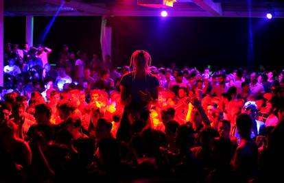 Treći dan Feel Free Festa ekipa je plesala uz Glow In The Dark