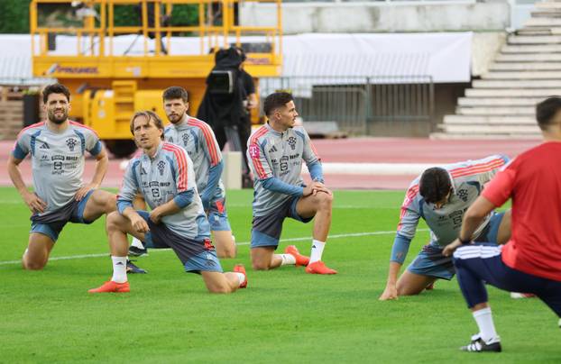 Split: Trening hrvatske nogometne reprezentacije uoči sutrašnje utakmice protiv Španjolske