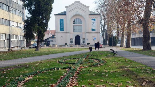 Sisak: Zgrada Glazbene škole Fran Lhotka