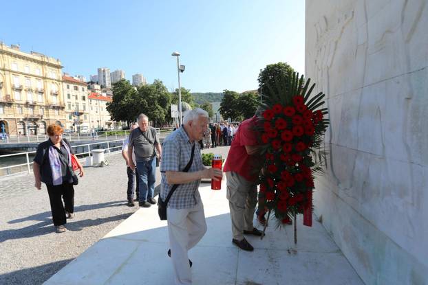 Rijeka: Polaganje vijenaca na Spomeniku oslobođenja povodom Dana antifašističke borbe