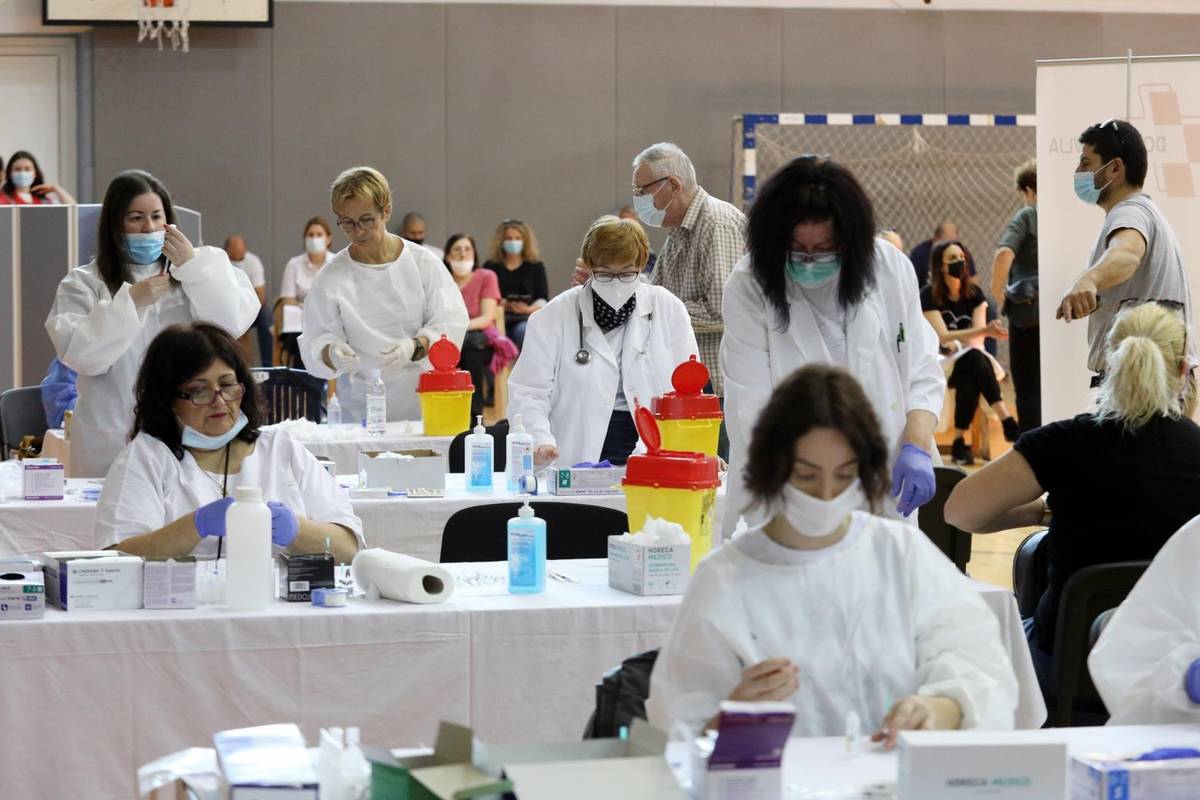 Obiteljski liječnici mole građane: Ne možemo izdavati potvrde, ruke su nam vezane
