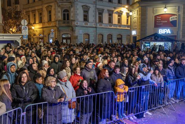 Pula: Doček na Portarati uz Ivana Licula i Gustafe