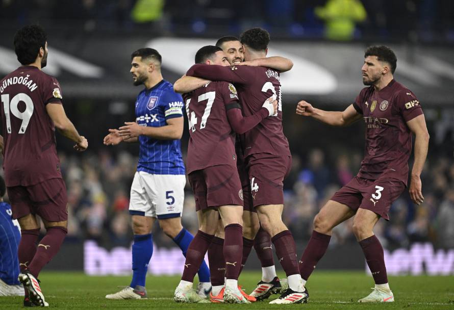 Premier League - Ipswich Town v Manchester City