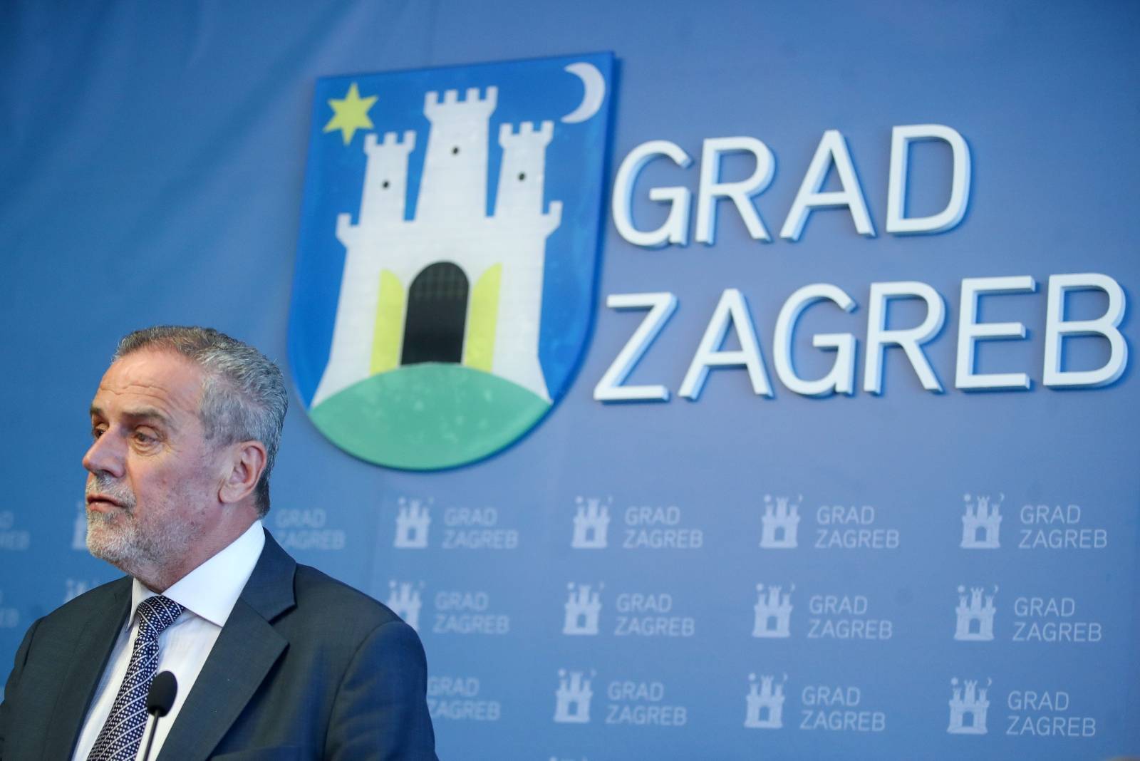 Zagreb: Konferencija za novinare gradolnaÄelnika grada Zagreba, Milana BandiÄa