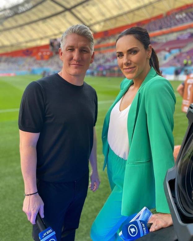 FOTO Schweinsteiger je flertao s njom u emisiji. Omiljeno je TV lice i već je bila s nogometašem
