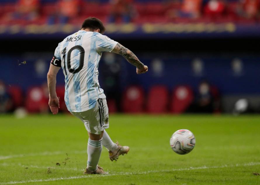 Copa America 2021 - Group A - Argentina v Paraguay
