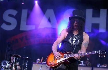 Legendarni gitarist Slash rasturio je svirkom na Šalati 