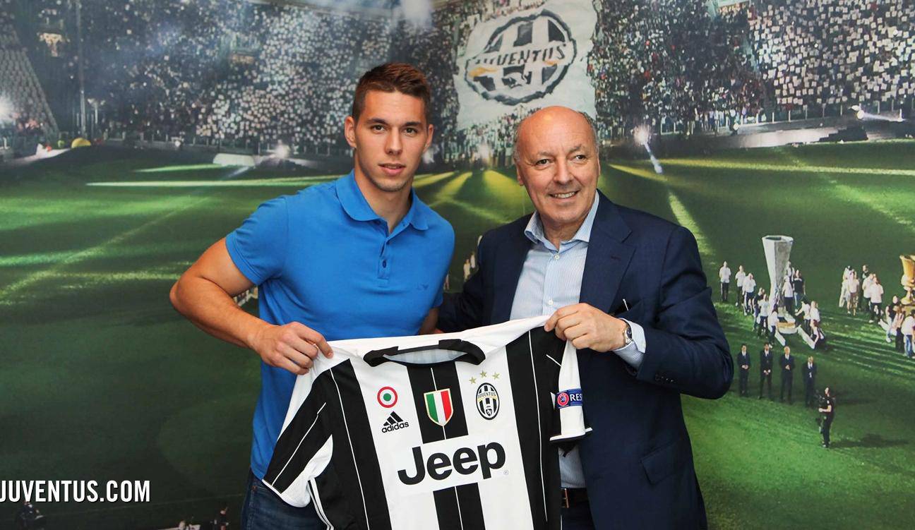 Juventus - Marko Pjaca firma contratto