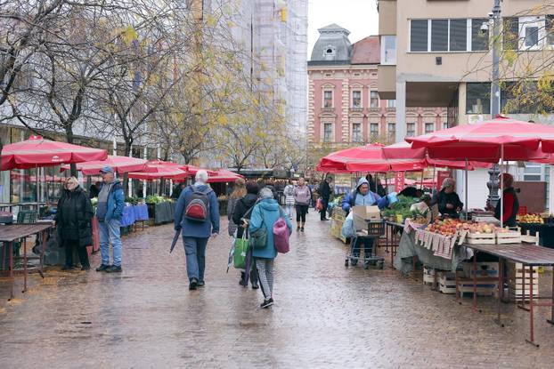 Zagreb: Europski trg je od danas tržnica