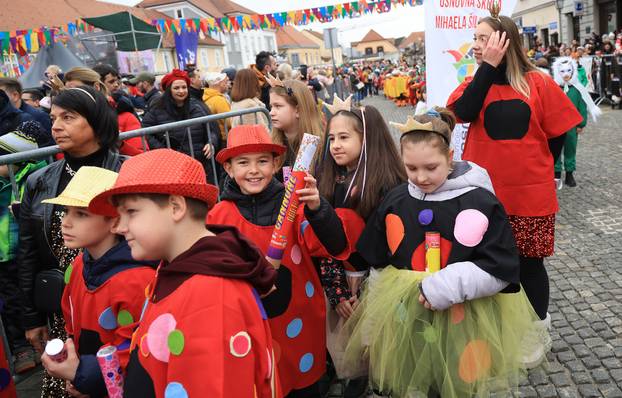 Samobor: Dječja povorka u sklopu 200. obljetnice Samoborskog fašnika