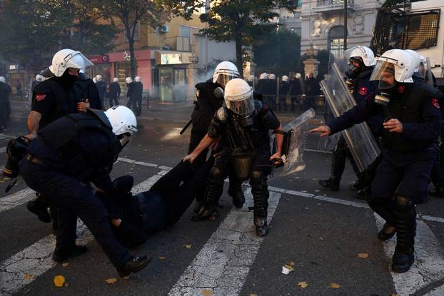 Albanian students hold anti-government protest