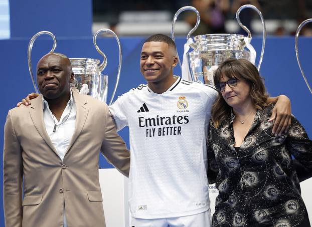 Real Madrid unveil Kylian Mbappe