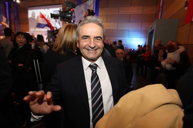 ARHIVA - Prije to?no 10 godina Kolinda Grabar-Kitarovi? pobijedila je u drugom krugu predsjedni?kih izbora