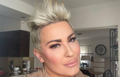 Pjevačica Indira Levak počela je s pripremama za Uskrs: 'Kako je kod vas? Stižete li vi sve?'