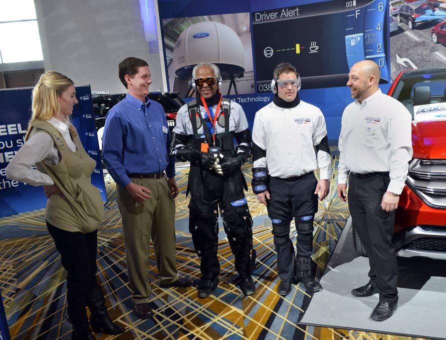 Kakav je to osjećaj imati 100 godina? Isprobajte ovo odijelo