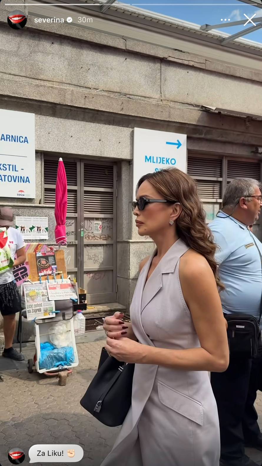 Severina na prosvjedu za Liku na Trgu bana Josipa Jelačića