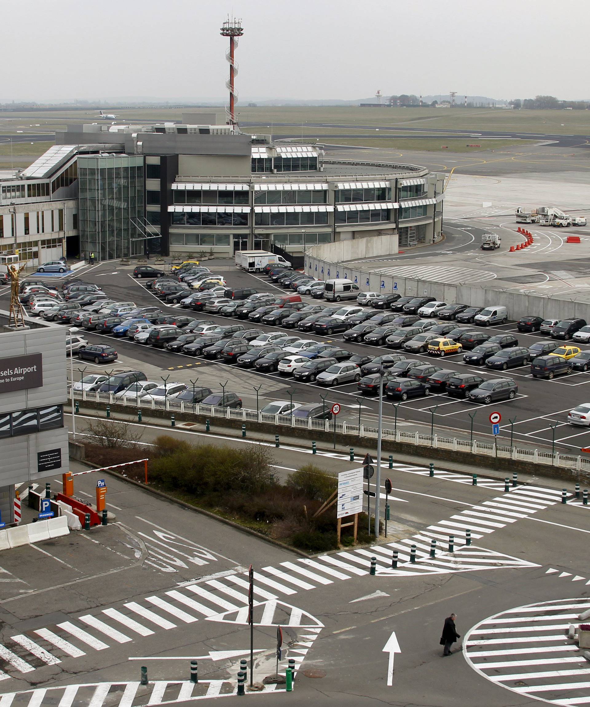 Aerodromi pojačali sigurnost, svi letovi za Bruxelles otkazani