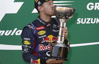 I u Japanu Vettel nedodirljiv: Stigao do pete pobjede u nizu