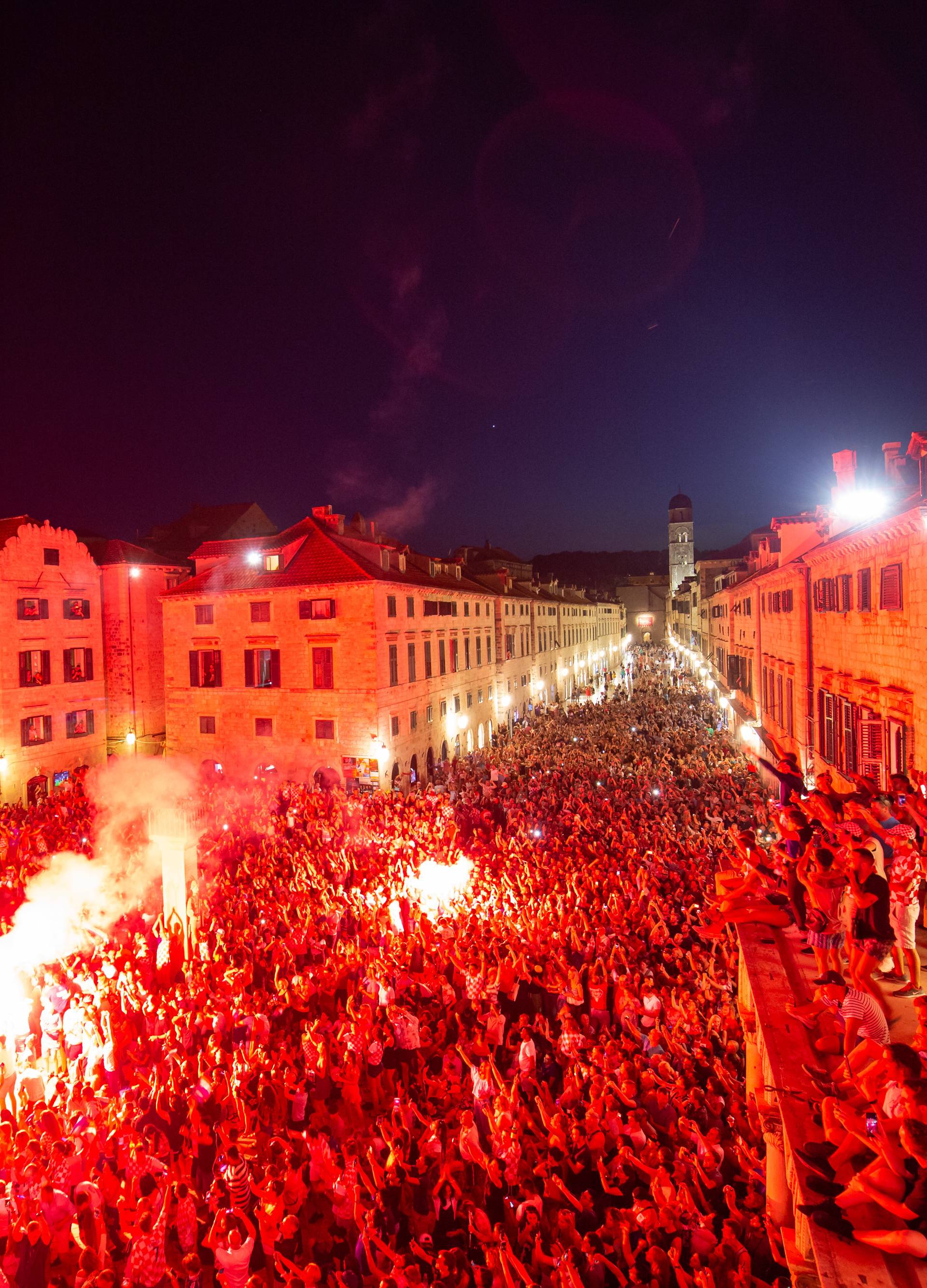 Hrvatska je u finalu SP-a! Pogledajte slavlje u Dalmaciji