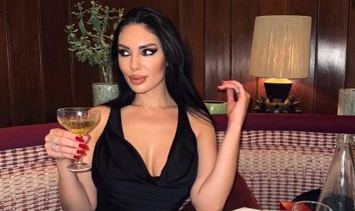 FOTO Zovu je srpskom J. Lo i bila je prva ljubav Novaka Đokovića