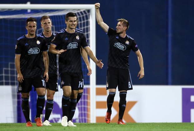 Dinamo je u 1. kolu skupine D na Maksimiru pobjedio Fenerbahče 4:1