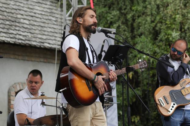 Zmajevac:  Vinski Bor maraton