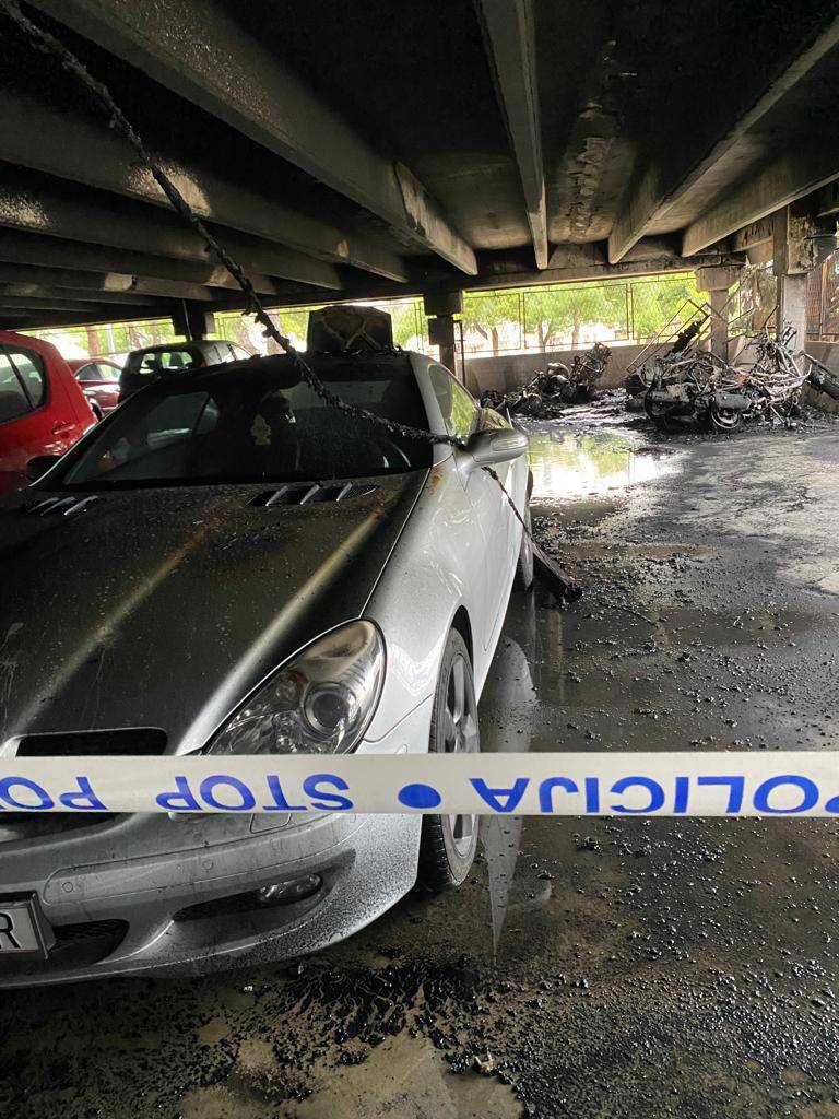 Policija utvrdila: Požar u garaži na Pujankama je podmetnut