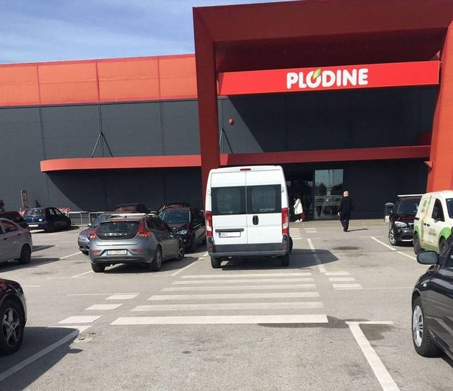 Kad Hrvati parkiraju! Pobjednik dana ima splitske tablice: 'Uzet mu auto i stavit ga na licitaciju!'