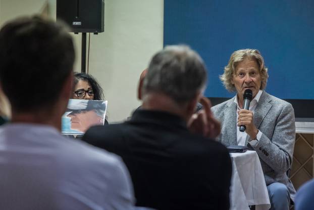 Vela Luka: Promocija novog albuma Olivera Dragojevića “Dolaziš”