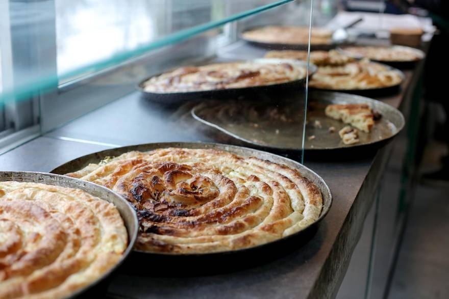 Bosnian made a cheese burek in his own way and made confusion: it looks nice to us …
