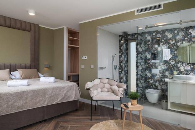 FOTO Ova kuća za odmor blizu Zadra nema niti jedan 'ravni' zid, a noćenje stoji 1100 eura